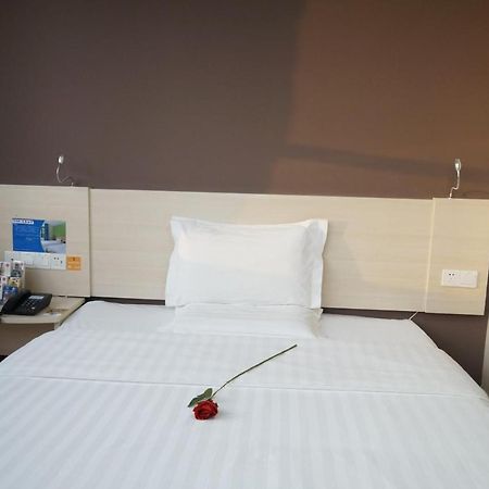 7Days Inn Luoyang Nanchang Road Wangfujing Εξωτερικό φωτογραφία